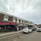 Central Buckingham Apartment #2 with Free Parking, Pool Table, Fast Wifi and Smart TV with Netflix by Yoko Property