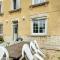 4 Bedroom Gorgeous Home In Jarnac - Jarnac