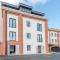 Pass the Keys Contemporary Apartment with Secure Parking - Shrewsbury