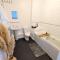 3-Bed, Sleeps 6, 1 Bath, Parking, WiFi