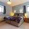 Super Spacious Country house pet/party friendly.