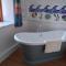 Super Spacious Country house pet/party friendly.