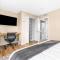 Spacious 1BR Upper Flat in the Heart of Roseville