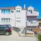 Apartments with a parking space Split - 21756 - 索林