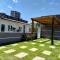 Quitinete 07 com piscina e ar condicionado - 巴拉那州蓬塔尔