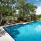 NHOA 107C Lux 1BR Condo Pool access in Aldea Zama