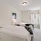 Stunning Townhouse by LSU
