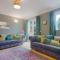 Charming 4 Bedroom House in Prime Location - Close to City Centre - Free Parking, Smart TVs and Landscaped Garden by Yoko Property - 米尔顿凯恩斯
