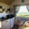 The Snuggly Sheep Farm Stay Shepherd Hut - Ballyshannon