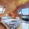 Scandi Cabin in Heart of Anglesey with Parking