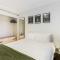 Castor Bay Escape - Auckland Seaside Suburb - Pool - Auckland