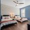 NEW! Stunning 4bd, near stadium, hottub, Mini golf