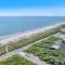 Beach Getaway Among The Oaks