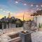 Luxury Downtown Home w Rooftop Deck in the Skyline - Houston