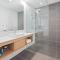 Hive Hotel, Moruya
