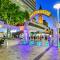 Heart of the CBD ~ 1Bed/1Bath/Balcony/Free Parking