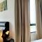 mozhouze studio @ 8 Kinrara Service Apartment