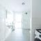 Lit Living: Luxus - Box Spring - Parking - Terrace