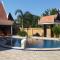 VIP Chain Resort Pool Villa - Ban Phe