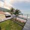 Beach-Front Mini-Chalet - Private Beach Access, KTV, Seaview Pool, BBQ and Beyond! - 丹绒武雅