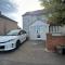 Luxury Ensuite Studio In Crayford Dartford Bexley London With Full Kitchen And Side Garden Alleyway Entrance - Slades Green