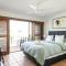 Haven on Noosa Hill - sunset views, pools, spa