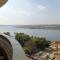 شقة فندقيه فاخرة بمنطقة المعادى صف اول جميع الغرف تطل على النيل A luxury hotel apartment in Maadi, first row. All rooms overlook the Nile - 开罗