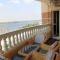 شقة فندقيه فاخرة بمنطقة المعادى صف اول جميع الغرف تطل على النيل A luxury hotel apartment in Maadi, first row. All rooms overlook the Nile - 开罗