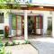 Togo B&B Farallon