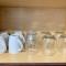 1BR King Bed near Shopping, Dining & Entertainment