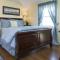 Old Harbor Inn