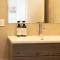 Luxury 2 Bedroom CBD Apartment with Free Parking