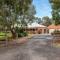 10BR Great Ocean farmstay for 20 people - Leopold