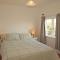 Classic bach near the beach - Oneroa
