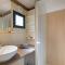 Camping Paradis La Pinede - 格雷乌莱班