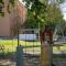 Comfort 28 -- 2-Room Stay Near Park, Netflix & Parking