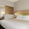 Country Inn & Suites by Radisson, Jackson, TN