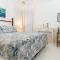 Sea Miracle Villa/Beach Cottage
