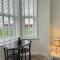 Spanish City View 1, Stylish Sea Front Apartment Free Onsite Parking
