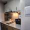 LuxeStaysMnl Coastal Chic Netflx 380MBPS Pool BGC - 马尼拉