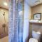 LuxeStaysMnl Coastal Chic Netflx 380MBPS Pool BGC - 马尼拉