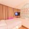 J Icon Hip Hotel