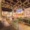 J Icon Hip Hotel