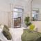 Stylish 4-rooms apartment with balcony Prague - Praga