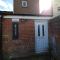 Stylish property near town centre - Tyldesley