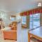 Icicle Village Resort 401 & 402: Ponderosa Hideaway