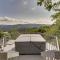 Blowing Rock Home with Hot Tub and Mountain-View Deck! - بلاوينغ روك