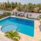 Casa com Piscina em Porto das Dunas by Carpediem