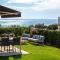 New LUXURY apartment with sea view and PRIVATE heated pool, 50m from the beach