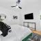 Beverly Hills Stylish & Central 1 BR Apt + Parking - 洛杉矶